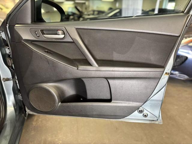 used 2013 Mazda Mazda3 car, priced at $5,950