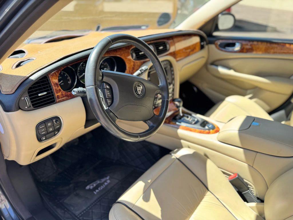 used 2007 Jaguar XJ car, priced at $9,850
