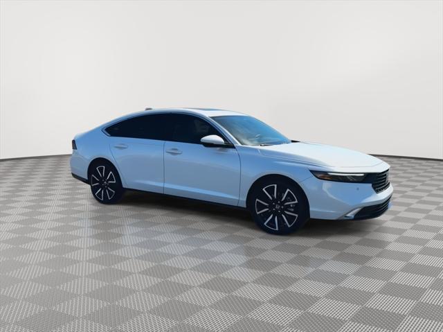 new 2025 Honda Accord Hybrid car, priced at $40,850