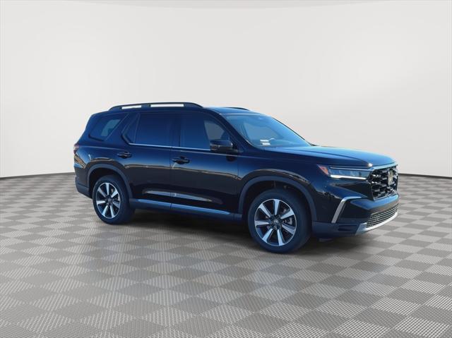 new 2025 Honda Pilot car, priced at $50,995