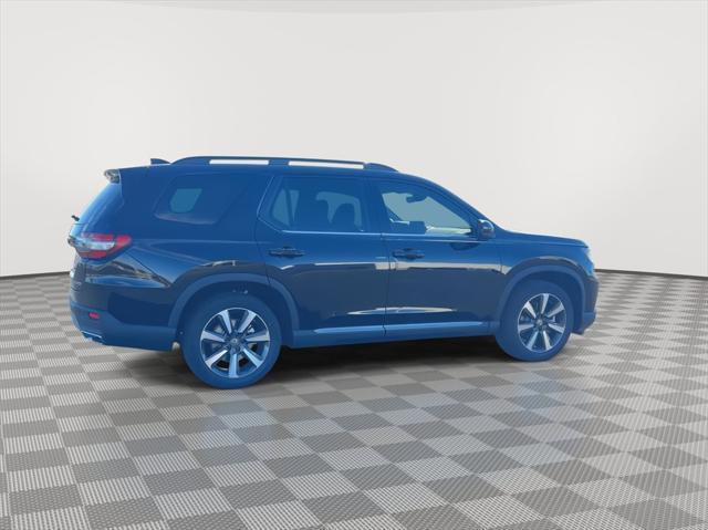 new 2025 Honda Pilot car, priced at $48,895