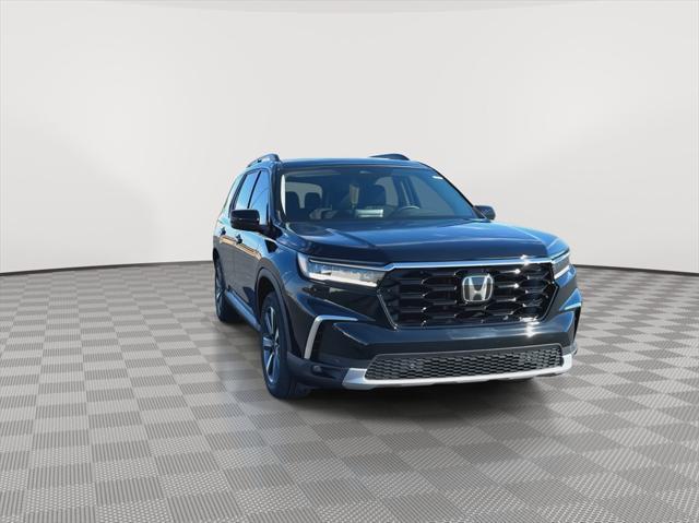 new 2025 Honda Pilot car, priced at $48,895