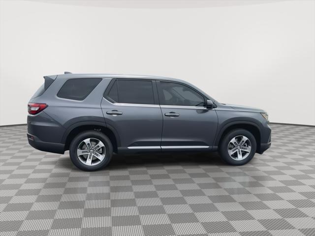 new 2025 Honda Pilot car, priced at $44,895