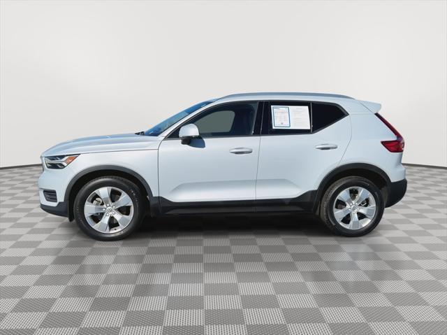 used 2022 Volvo XC40 car, priced at $27,700