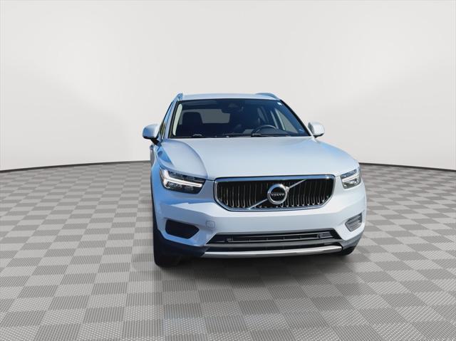 used 2022 Volvo XC40 car, priced at $27,700