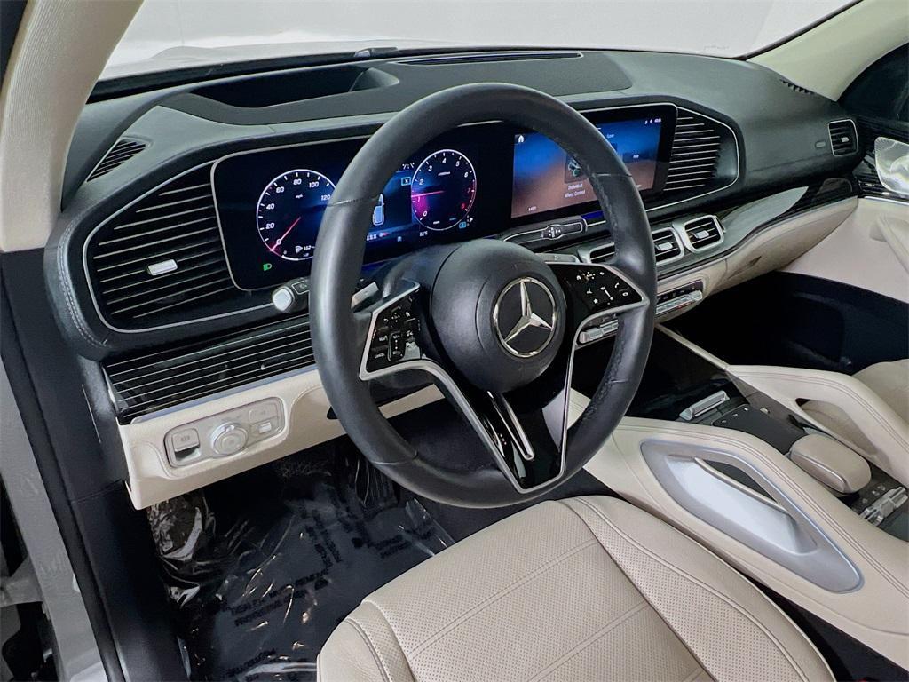 used 2024 Mercedes-Benz GLE 580 car, priced at $76,013