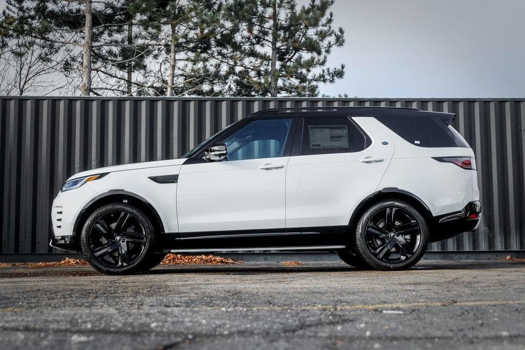 new 2025 Land Rover Discovery car, priced at $80,525