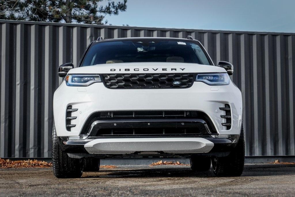 new 2025 Land Rover Discovery car, priced at $80,525