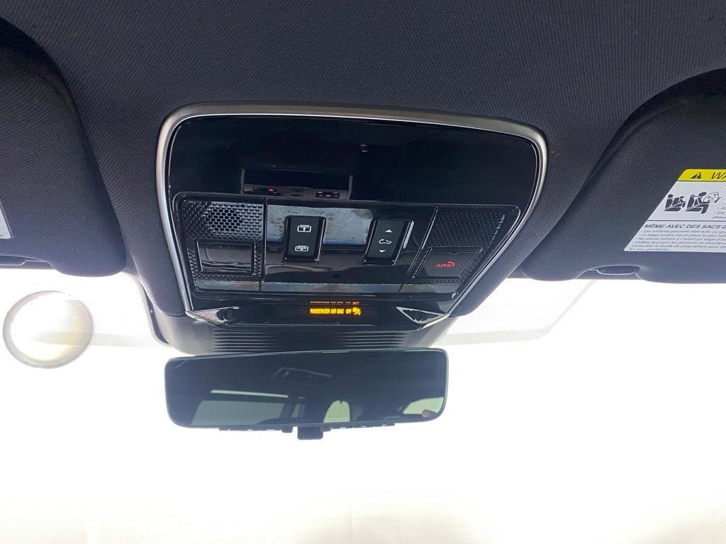 used 2022 Land Rover Range Rover Velar car, priced at $38,964