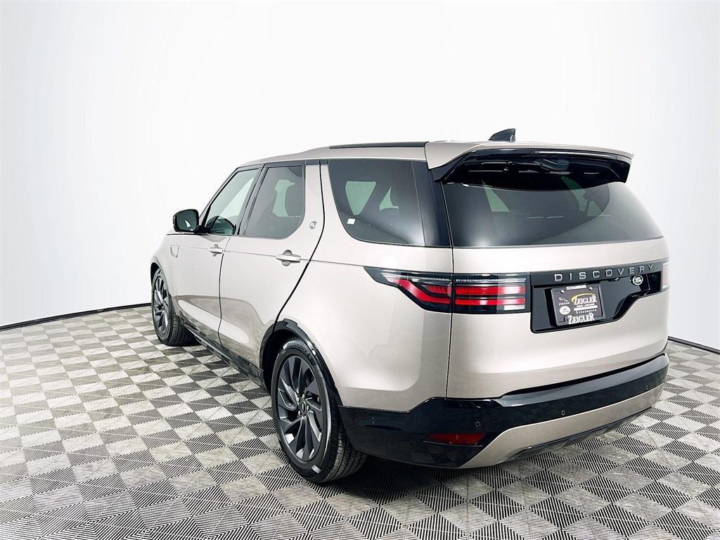 used 2022 Land Rover Discovery car, priced at $41,933