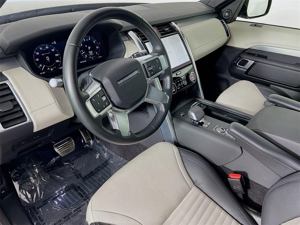 used 2022 Land Rover Discovery car, priced at $41,933