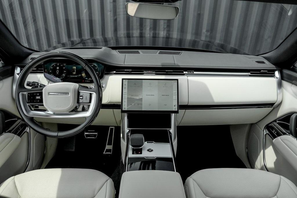 new 2025 Land Rover Range Rover car, priced at $122,370