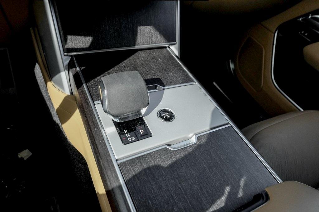 new 2025 Land Rover Range Rover car, priced at $150,415