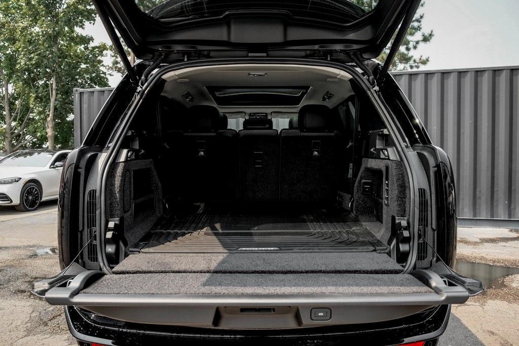 new 2025 Land Rover Range Rover car, priced at $140,320
