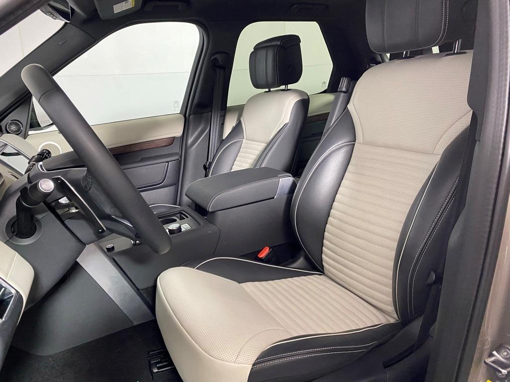 used 2024 Land Rover Discovery car, priced at $62,971