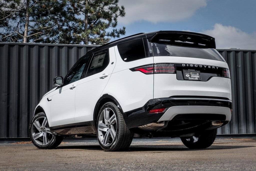 new 2025 Land Rover Discovery car, priced at $84,518