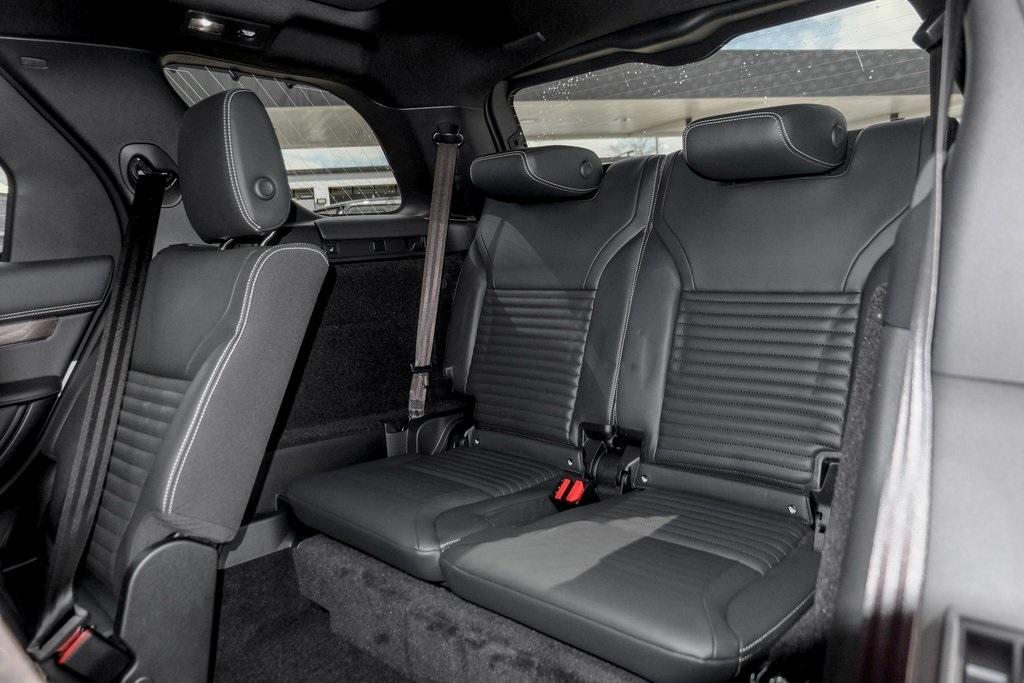 new 2025 Land Rover Discovery car, priced at $84,518