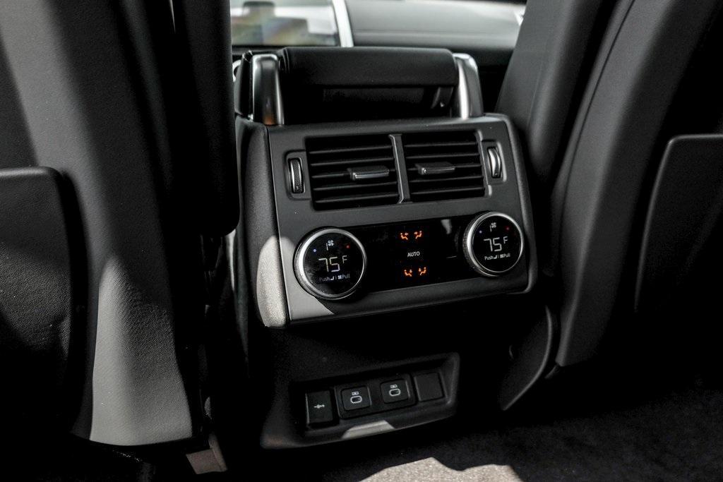 new 2025 Land Rover Discovery car, priced at $84,518