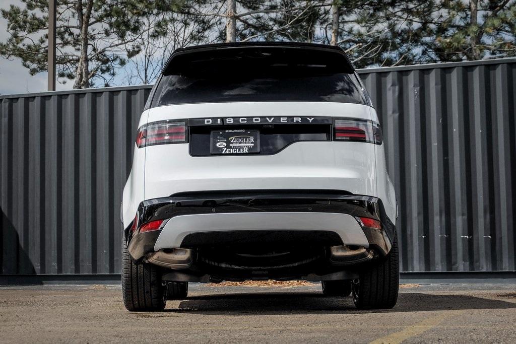 new 2025 Land Rover Discovery car, priced at $84,518