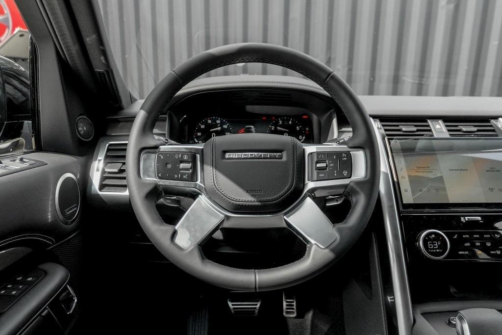 new 2025 Land Rover Discovery car, priced at $84,518