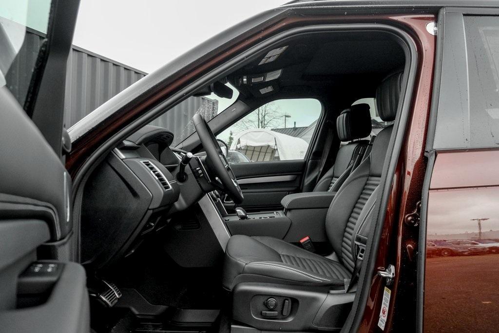 new 2026 Land Rover Discovery car, priced at $82,131