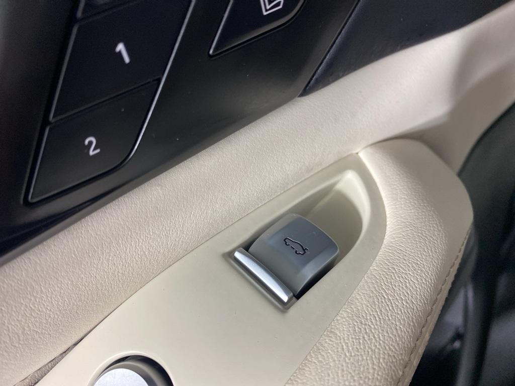used 2022 BMW X7 car, priced at $61,333