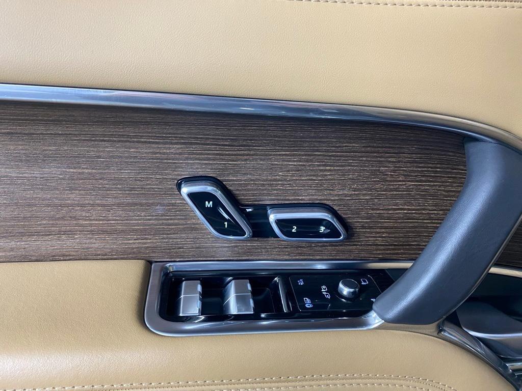used 2024 Land Rover Range Rover car, priced at $99,631