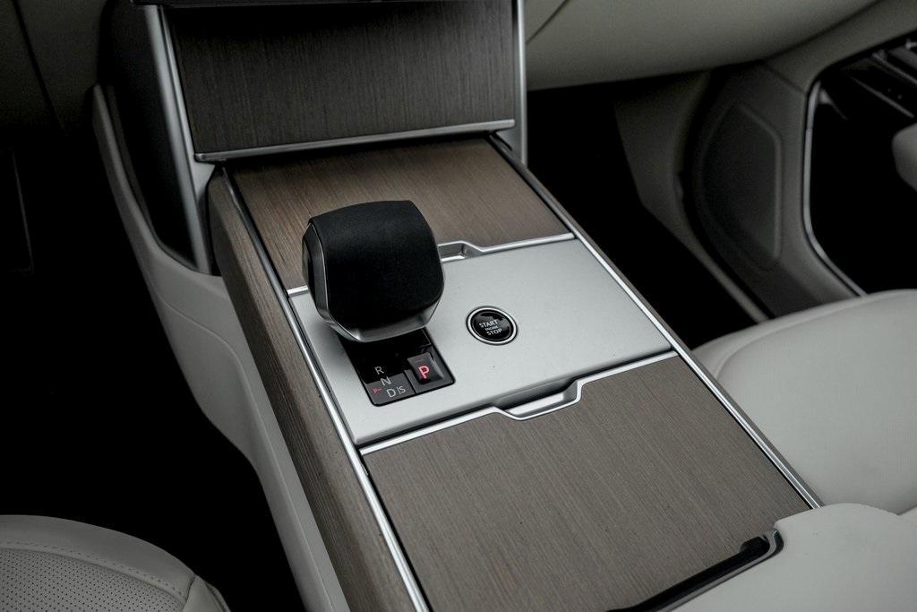 new 2025 Land Rover Range Rover car, priced at $131,190