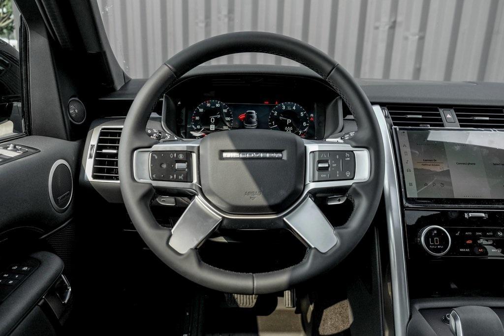 new 2025 Land Rover Discovery car, priced at $67,793