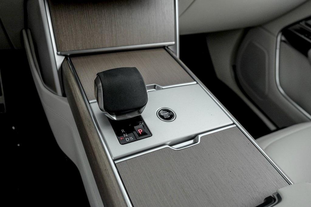 new 2025 Land Rover Range Rover car, priced at $135,070
