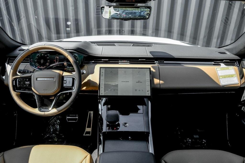 new 2025 Land Rover Range Rover Sport car, priced at $105,305
