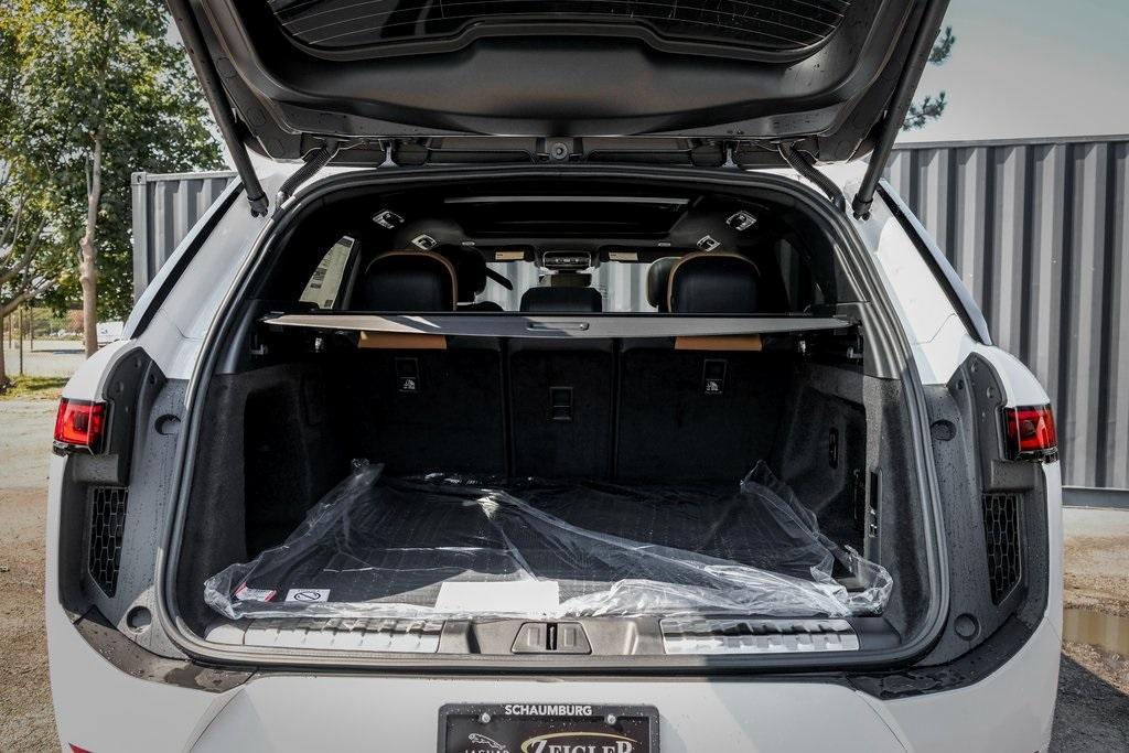 new 2025 Land Rover Range Rover Sport car, priced at $105,305