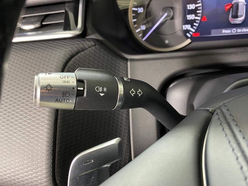 used 2022 Land Rover Range Rover Velar car, priced at $43,938