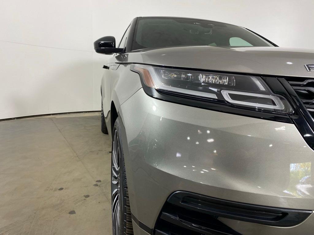 used 2022 Land Rover Range Rover Velar car, priced at $43,938