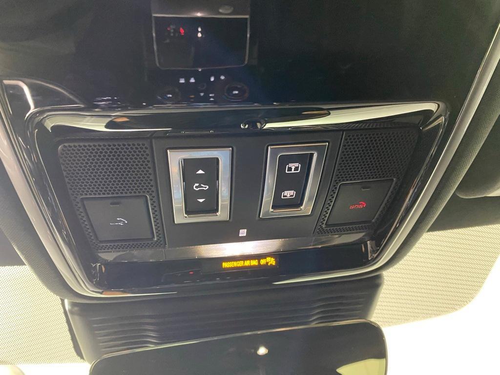 used 2022 Land Rover Range Rover Velar car, priced at $43,938