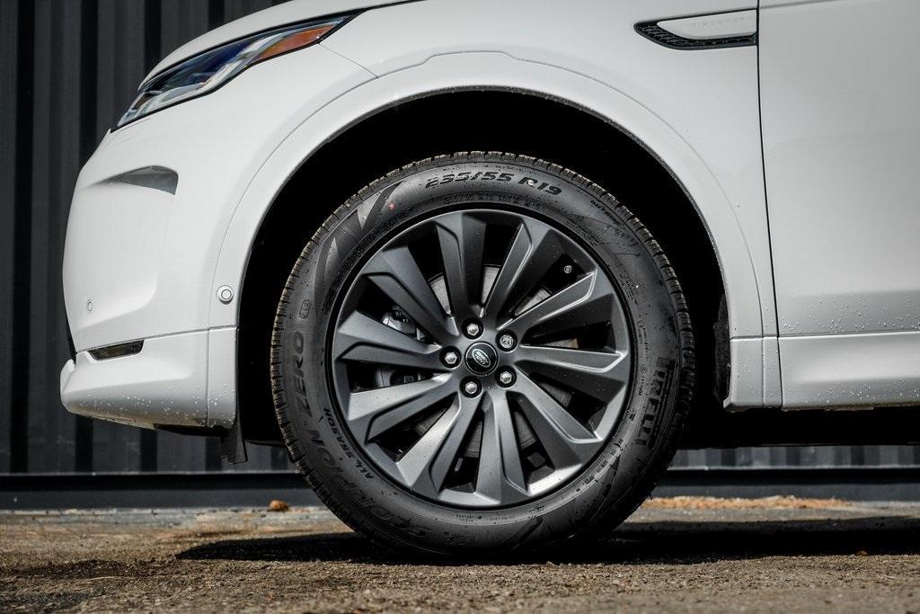 new 2025 Land Rover Discovery Sport car, priced at $51,258
