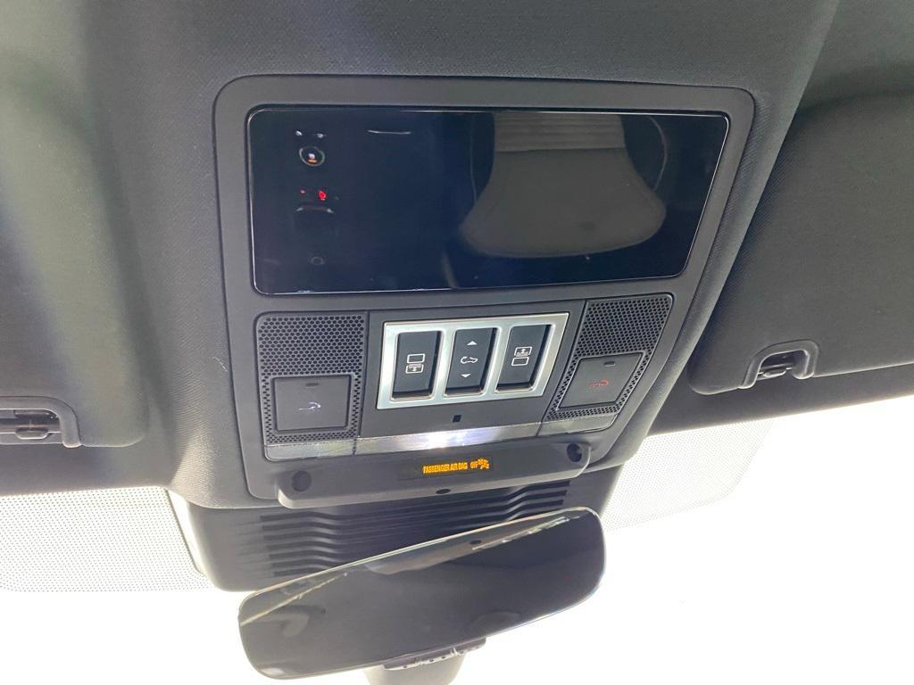 used 2023 Land Rover Discovery car, priced at $48,873