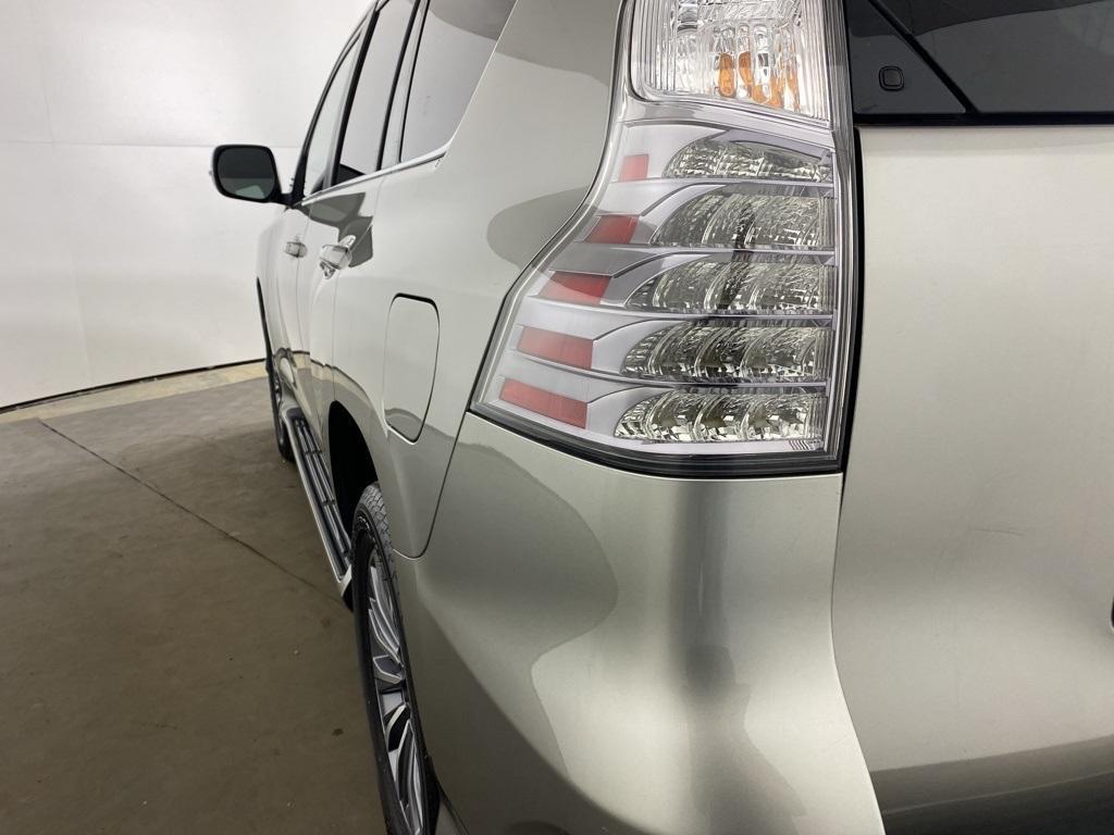 used 2021 Lexus GX 460 car, priced at $42,185