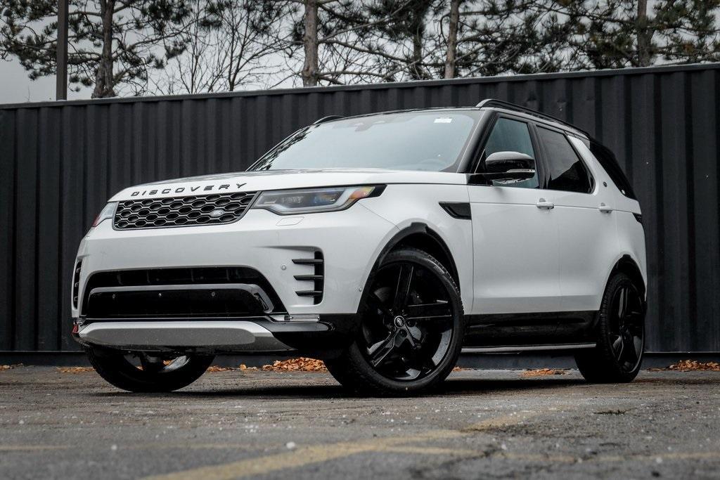 new 2025 Land Rover Discovery car, priced at $80,525