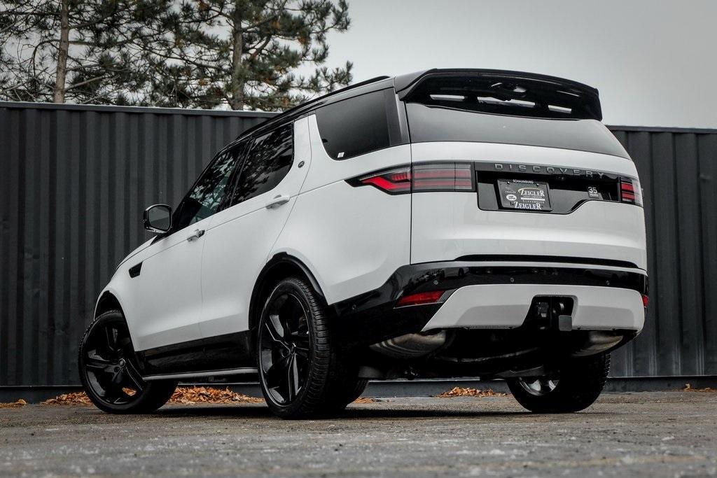 new 2025 Land Rover Discovery car, priced at $80,525