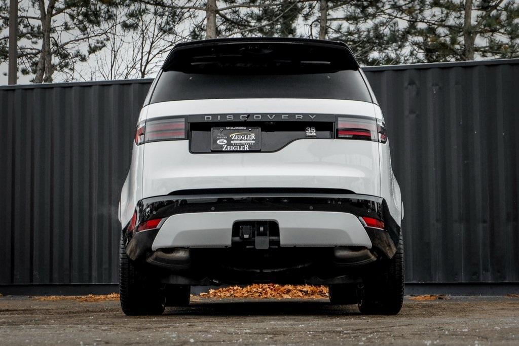 new 2025 Land Rover Discovery car, priced at $80,525