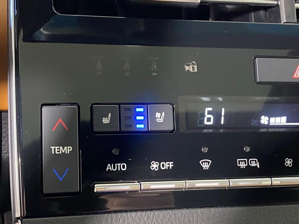 used 2022 Toyota Avalon car, priced at $32,178