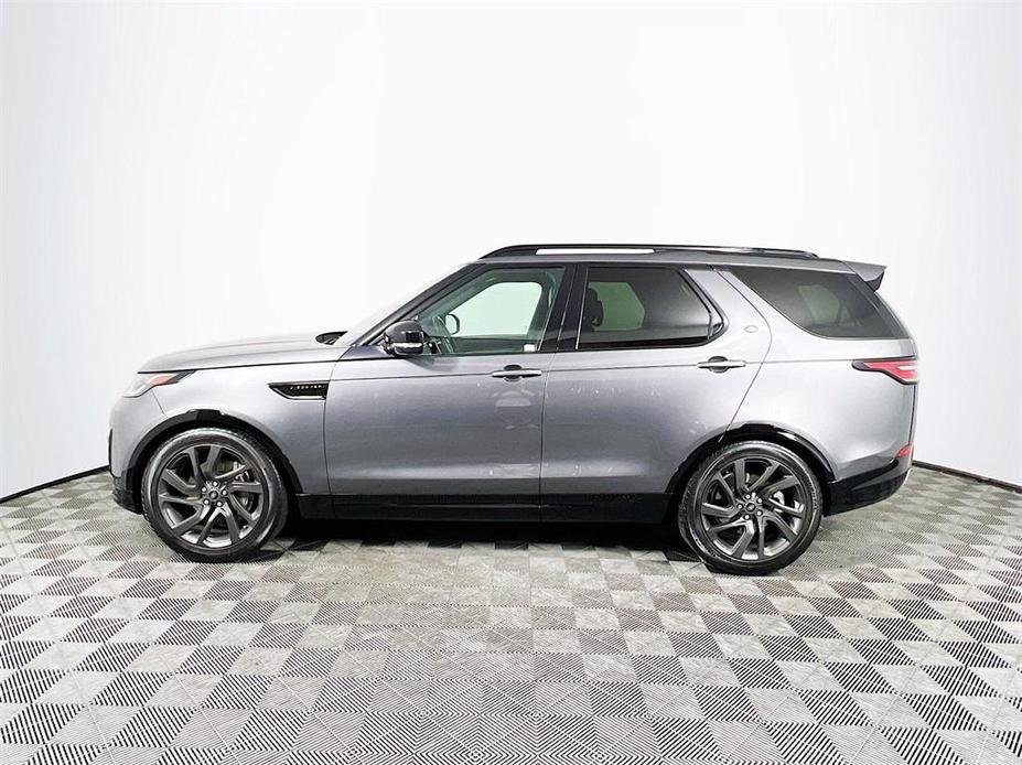 used 2018 Land Rover Discovery car, priced at $25,358