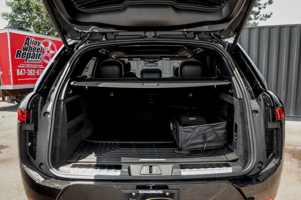 new 2025 Land Rover Range Rover Sport car, priced at $105,890