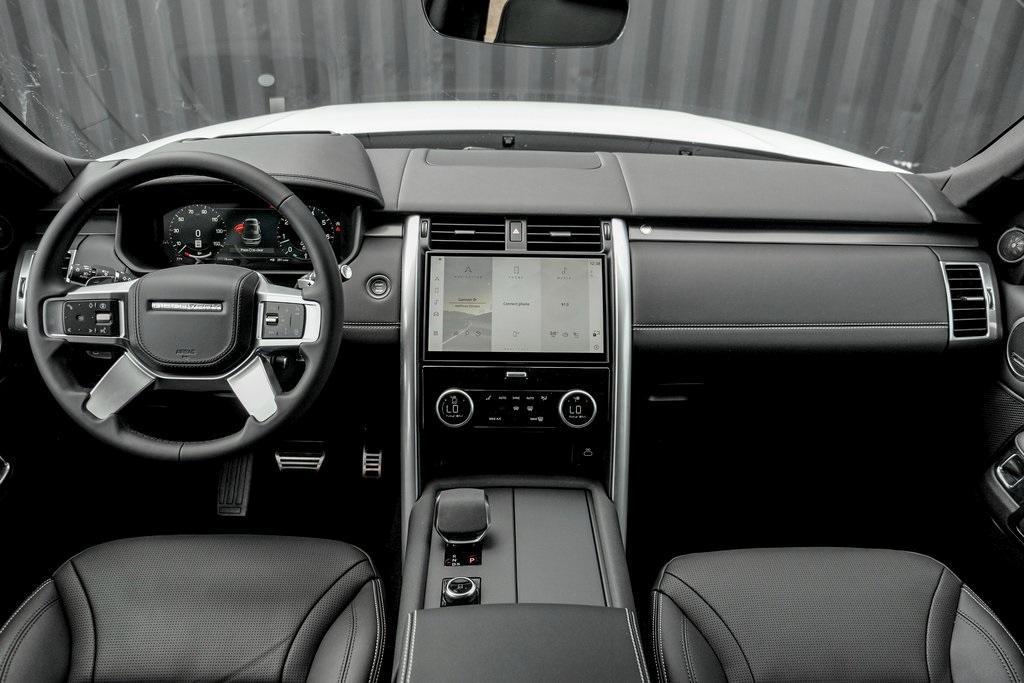 new 2025 Land Rover Discovery car, priced at $82,118
