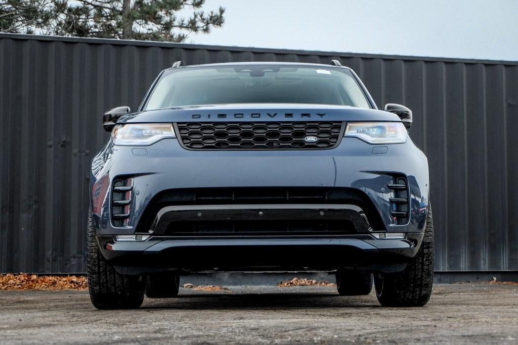 new 2025 Land Rover Discovery car, priced at $76,768