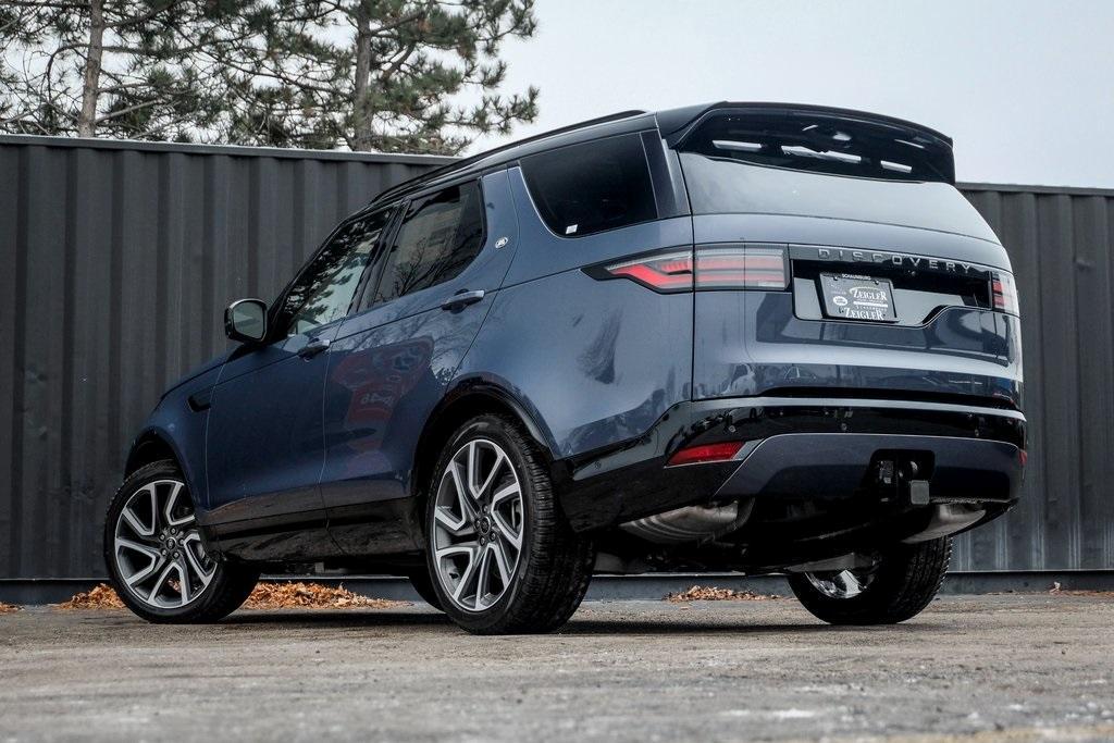 new 2025 Land Rover Discovery car, priced at $76,768