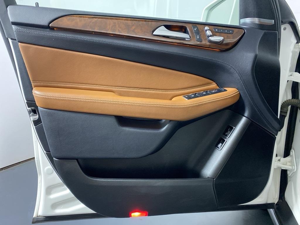 used 2018 Mercedes-Benz GLE 550e Plug-In Hybrid car, priced at $23,501