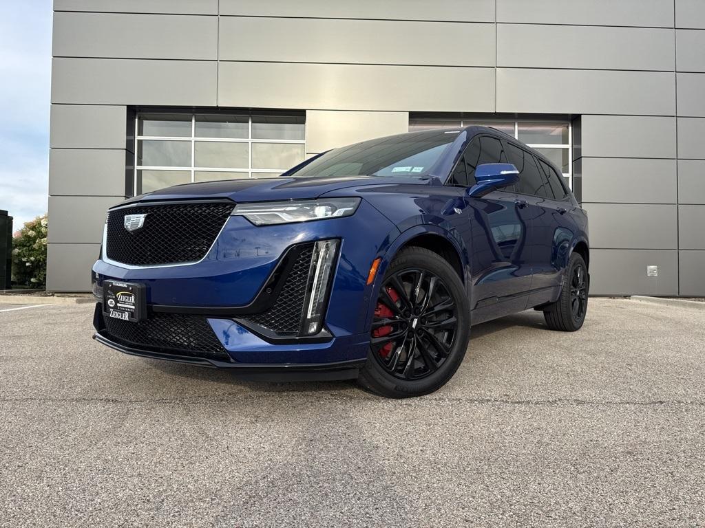 used 2024 Cadillac XT6 car, priced at $57,414