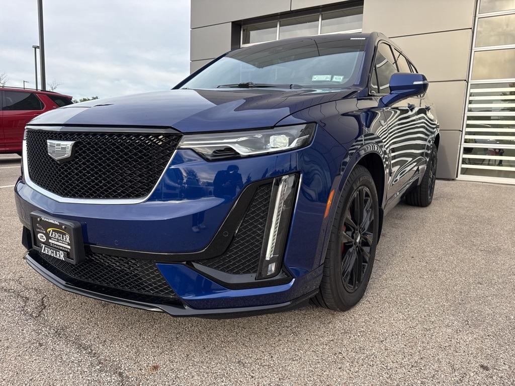 used 2024 Cadillac XT6 car, priced at $57,414